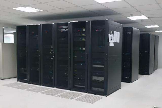 ?UPS不間斷電源，保證工業企業安穩作業！